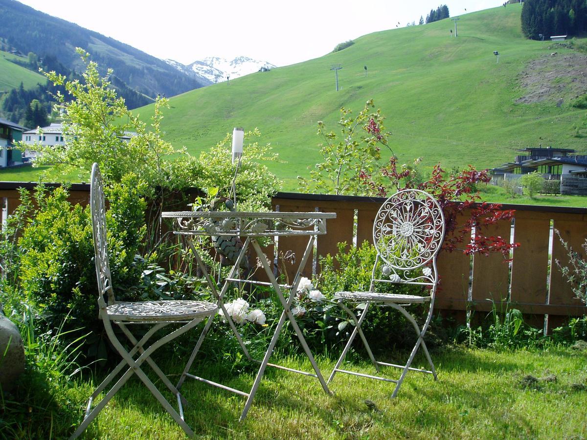 Am Zwoelferkogel Appartements Saalbach-Hinterglemm Bagian luar foto